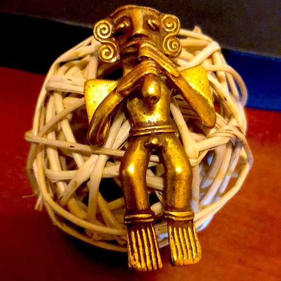 Jewelry - Reproduction of a primitive piece